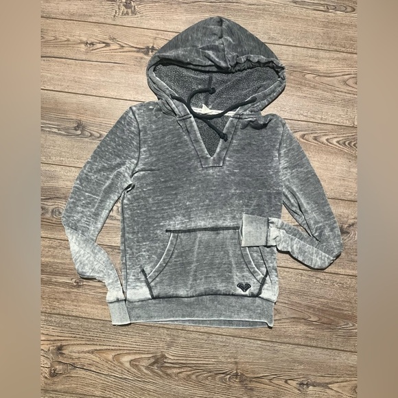 Roxy xs gray hoodie distressed style - Picture 2 of 3